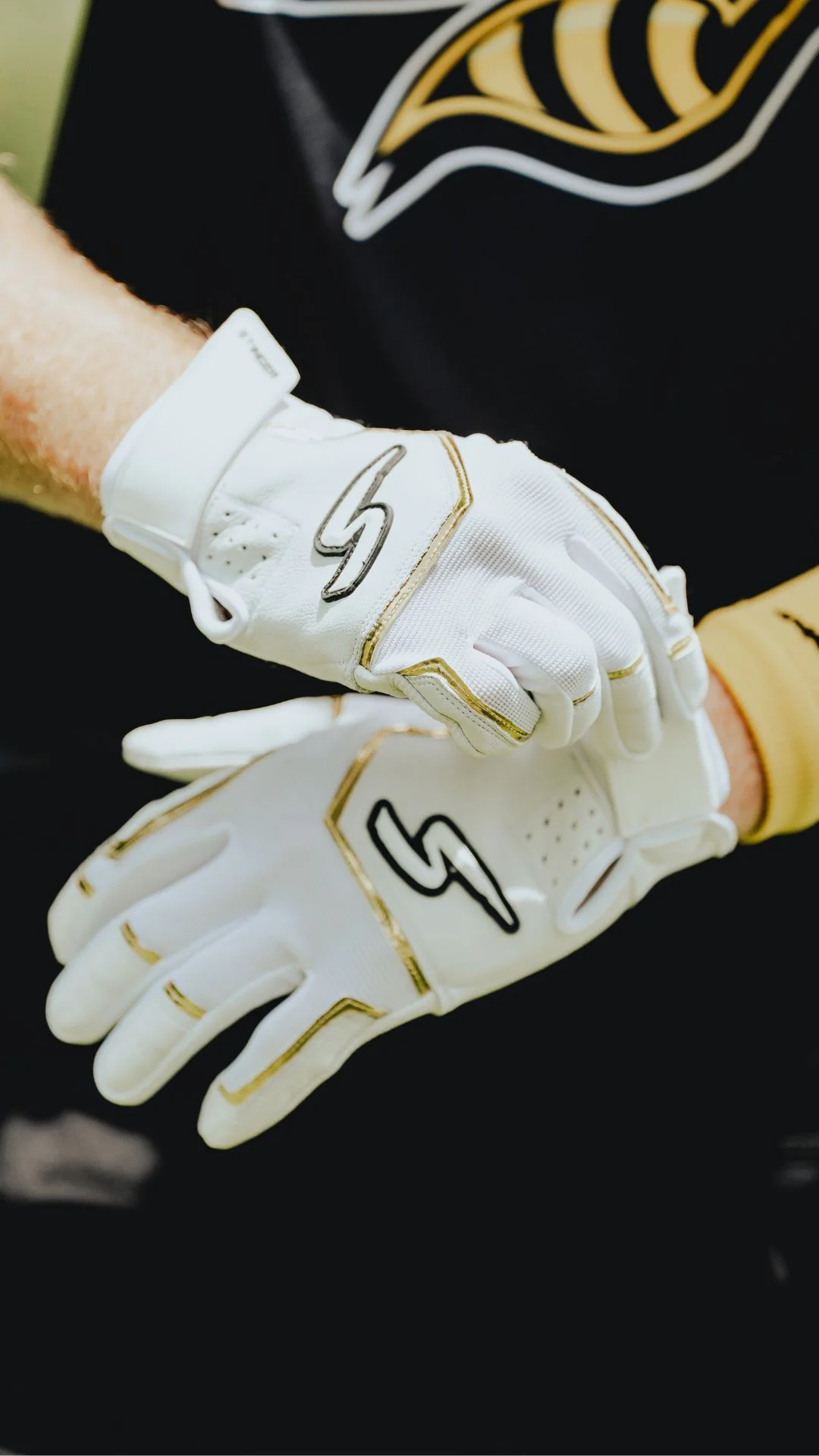 Sting Squad Batting Gloves - ICE USA (Bee Logo) - Image 3