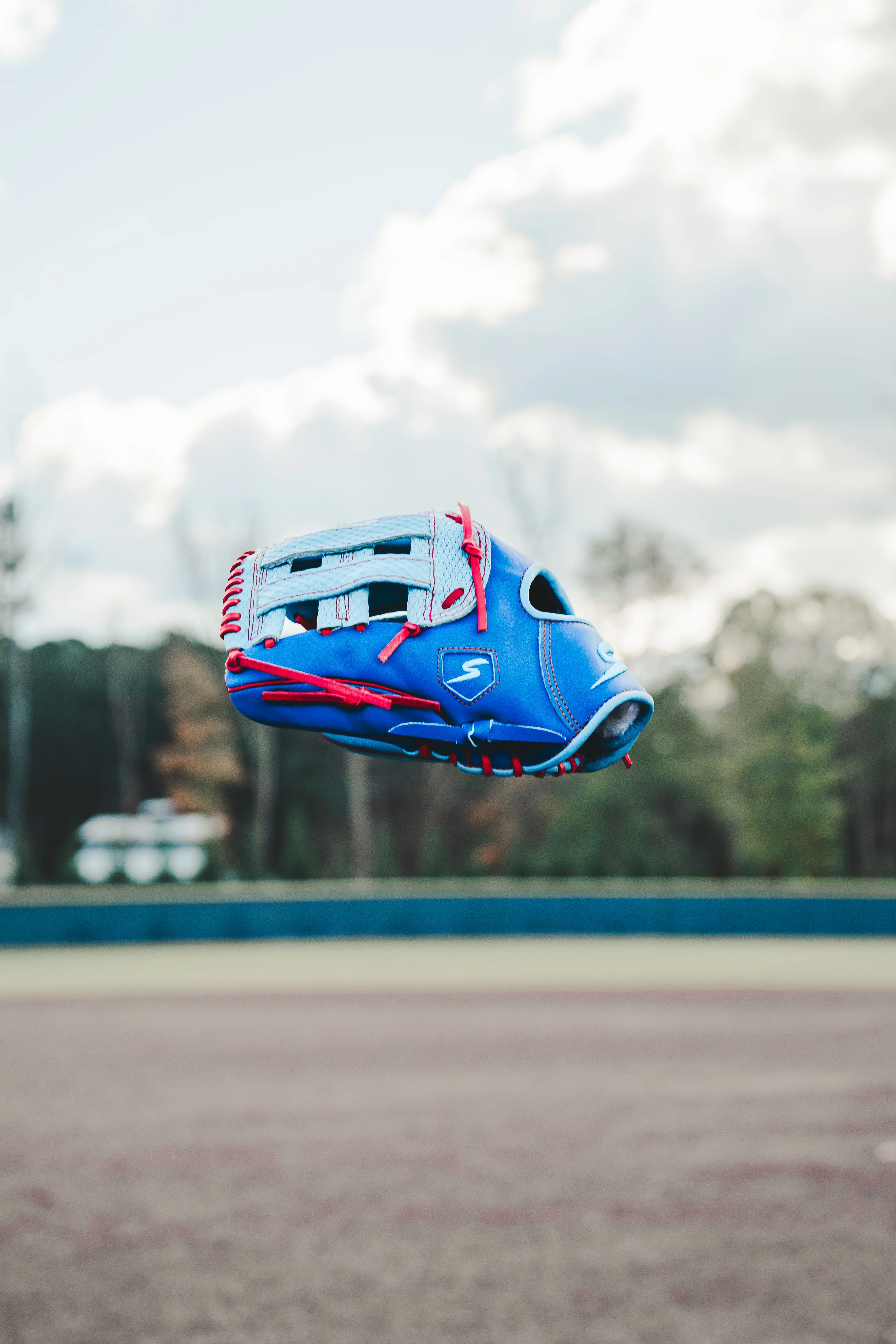 Stinger Aqua Valor 11.75" Baseball Fielding Glove - Image 2