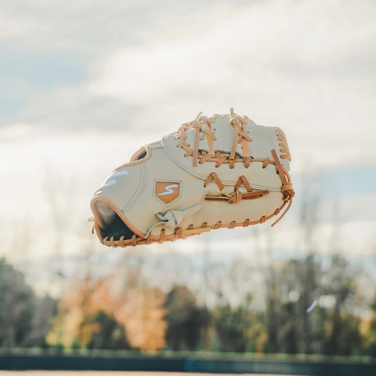Stinger Sand Series 13" Baseball First Base Mitt - Image 3