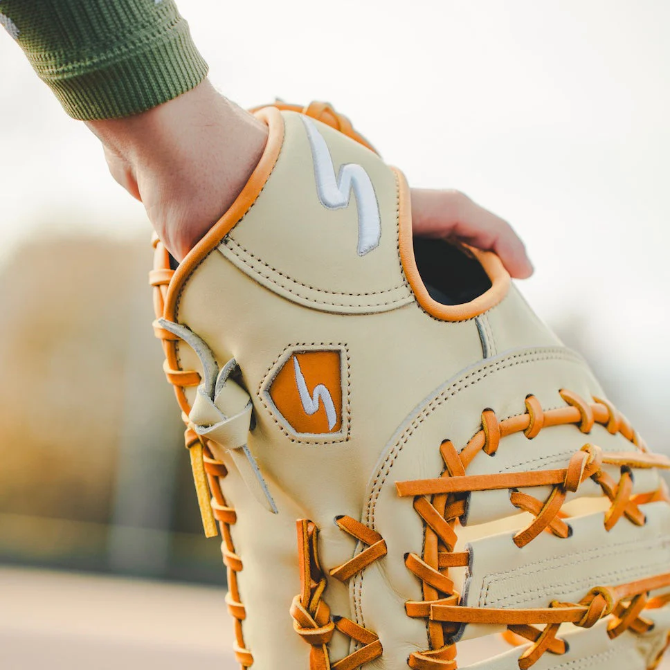 Stinger Sand Series 13" Baseball First Base Mitt - Image 4