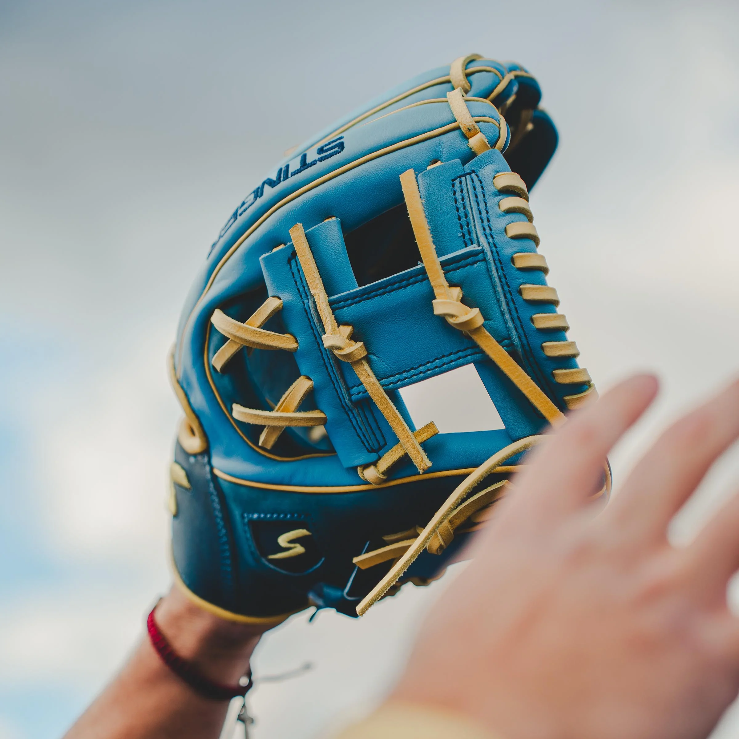 Stinger Thunderbolt 11.75" Baseball Fielding Glove - Image 3